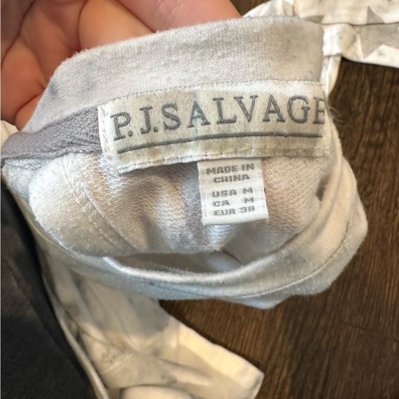 Pj Salvage Gray marble crewneck with three silver stars on left arm - Picture 3 of 4